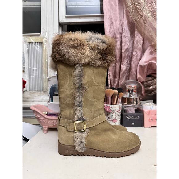 Coach Deeann Signature Embossed Suede Rabbit Fur Trim Boots Women 6.5 - Picture 9 of 10